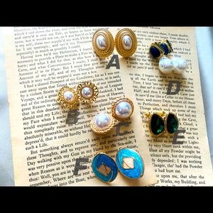 New* Classic Pearl / Emerald Green Stud Earrings